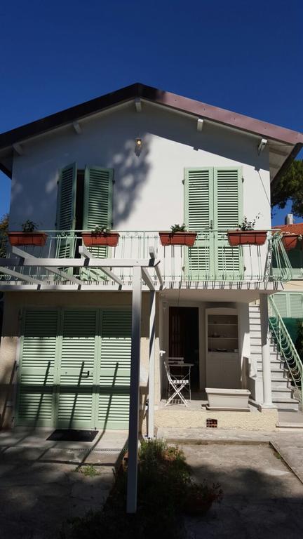 Le Mura Holiday Home 马里纳-迪-皮特拉桑塔 外观 照片